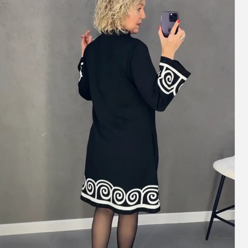 đ„đAbstract Pattern HosszĂș ujjĂș ruha