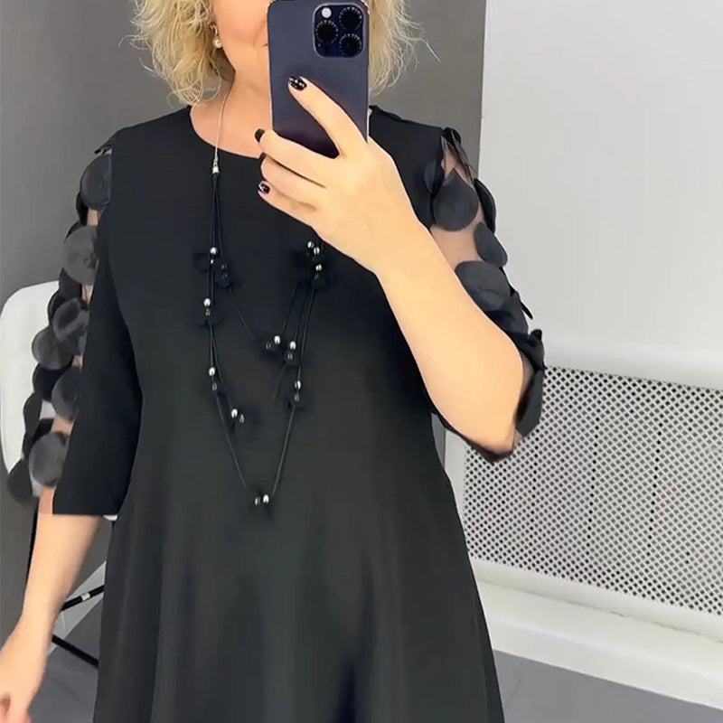 🔥👗Plusz méret kigömbölyödött ruha pöttyös dekorációval