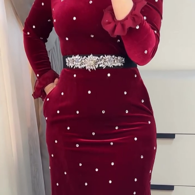 🔥👗Női strasszos ruha fodros fodros szegéllyel