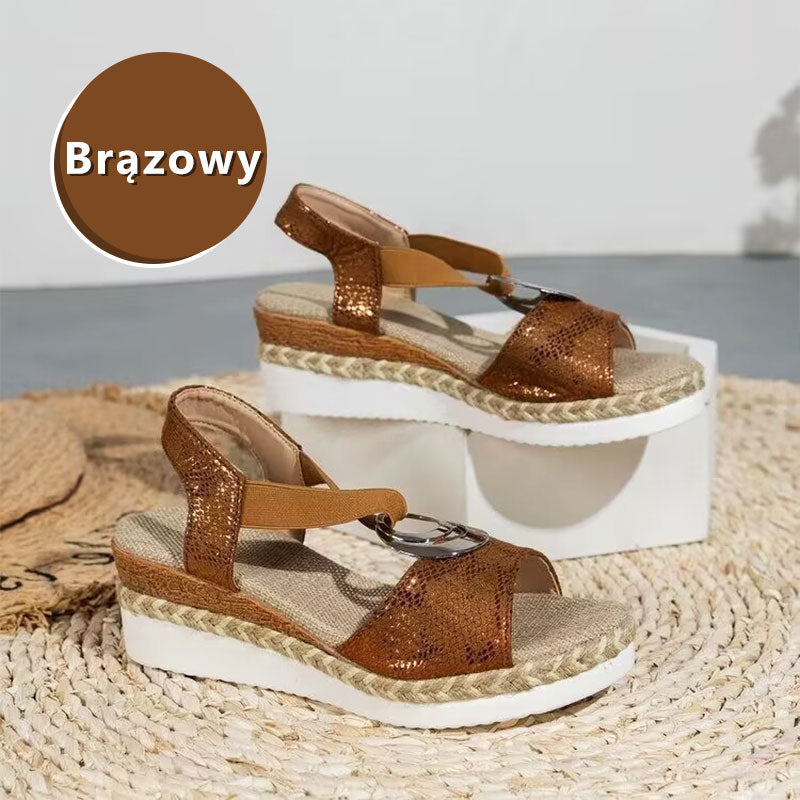 💖NŐI NYÁRI NYITOTT TALPÚ SZANDÁL FÉM DÍSZÍTÉSSEL👡