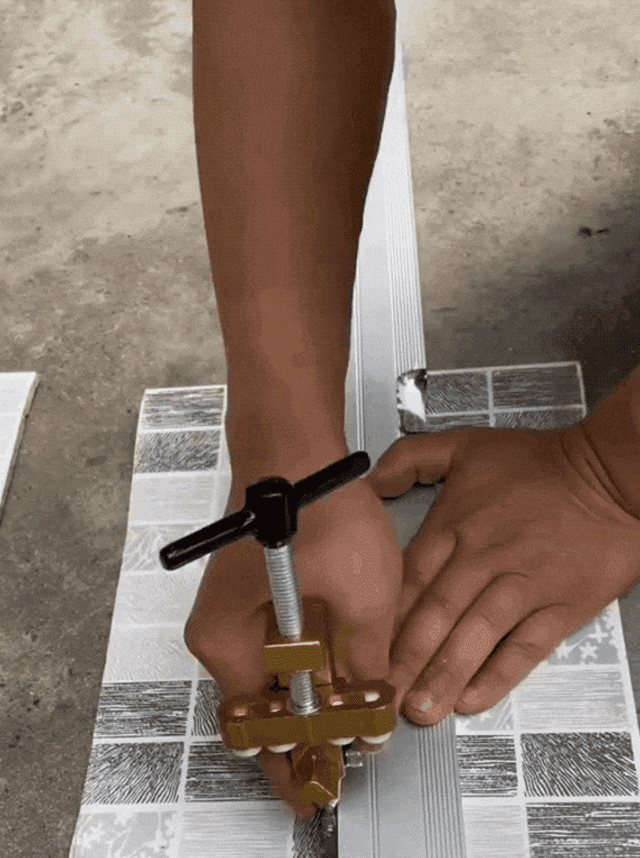 🔥✨[Egy másodperc alatt kész] Csempe üvegvágás